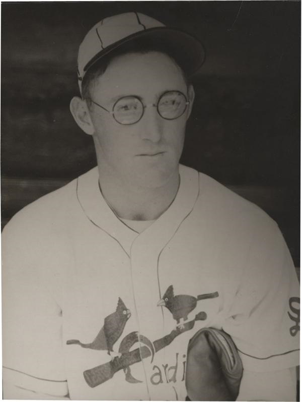 Memorabilia Baseball Photographs - Singles - Chick Hafey (1929)