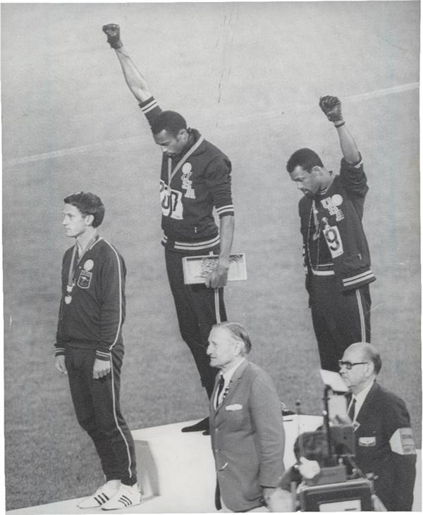 Memorabilia Baseball Photographs - Singles - Tommie Smith Black Power Olympic Photo (1968)
