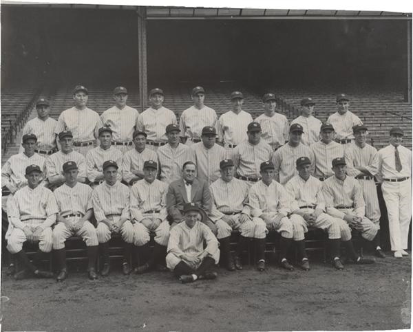 Memorabilia Baseball Photographs - Singles - New York Yankees Championship Team (1932)
