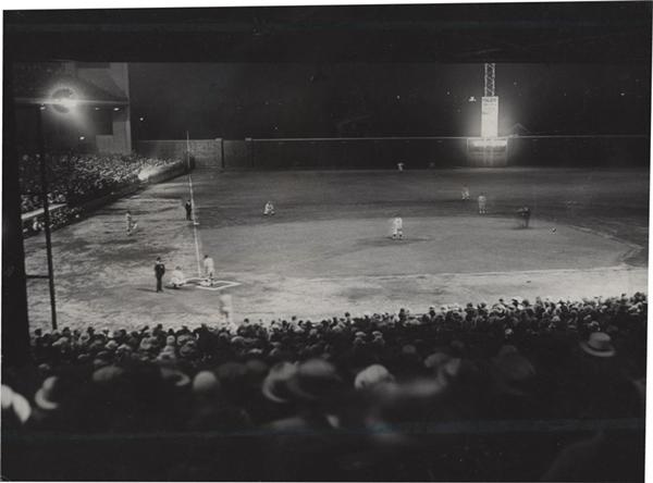 Memorabilia Baseball Photographs - Singles - Night Game at Wrigley Field in Los Angeles (1930)