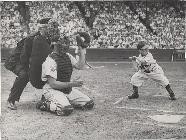 - Famous Eddie Gadel Bats Vintage Photograph (1951)