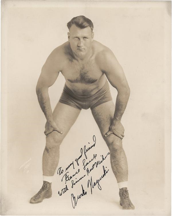 Football - Bronco Nagurski Football Hall of Famer Vintage Signed Photo