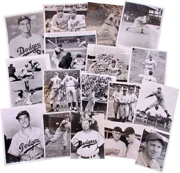 Cleveland Press Photo Collection - 1914-1960s Dodgers Baseball Wire Photos (65)