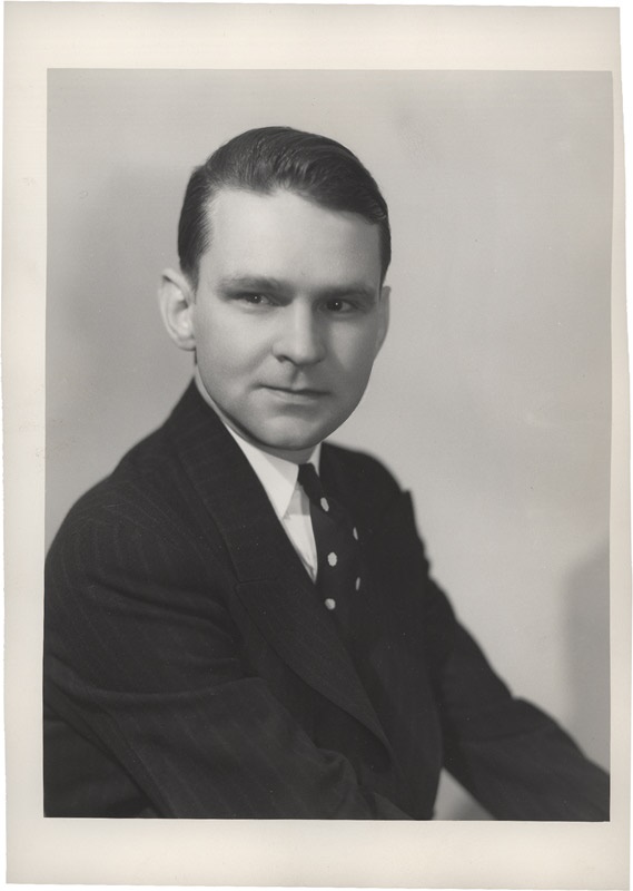 - FBI Manhunter Melvin Purvis Vintage Photograph (1936)