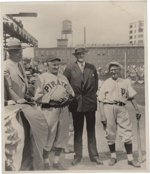 - Honus Wagner at Pirates Old-Timers Game (1933)