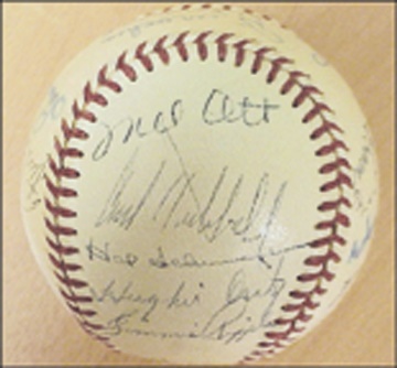 Giants - Mel Ott & New York Giants Signed Baseball