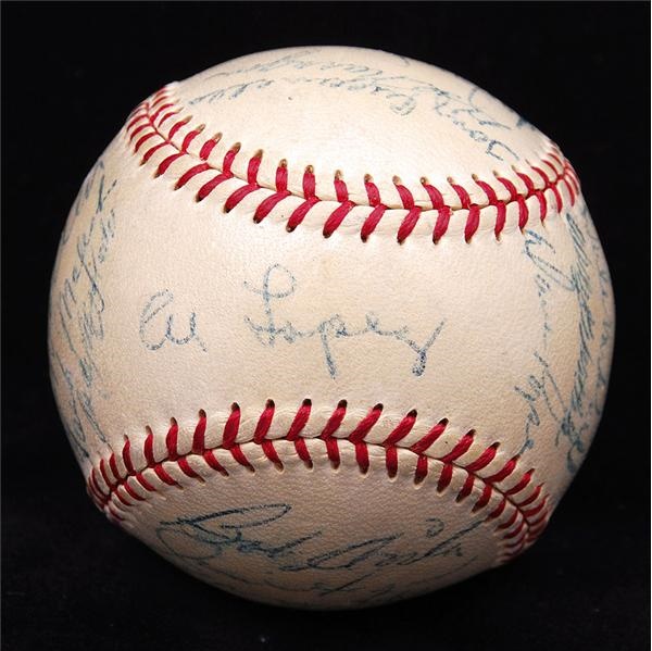 - 1954 Cleveland Indians American League Champions Team Signed (23)Baseball
