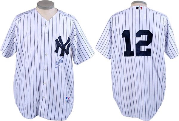 - Wade Boggs Signed New York Yankees Jersey STEINER