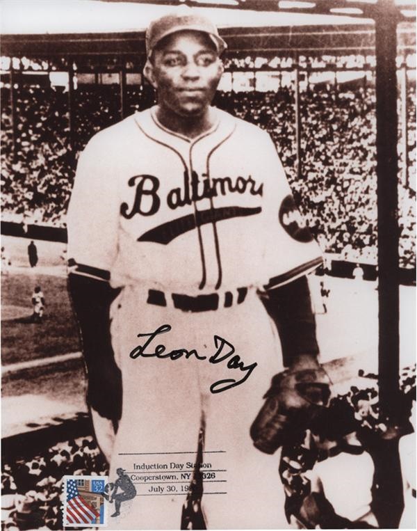 Baseball Autographs - Baseball Hall of Famer Signed Photographs (22)