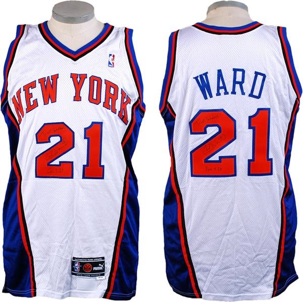 - 1999-2000 Charlie Ward New York Knicks Game Used Signed Jersey