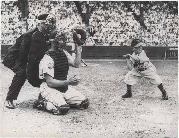 Baseball Photographs - Famous Eddie Gaedel at Bat (1951)