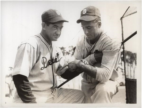 Baseball Photographs - Mickey Cochrane and Hank Greenberg Photo SFX Archives (1937)