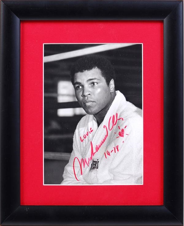 - 1978 Muhammad Ali Vintage Signed Photo