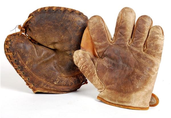 Ernie Davis - Circa 1910 Baseball Glove Lot with Crescent Padded Catcher's Mitt (2)
