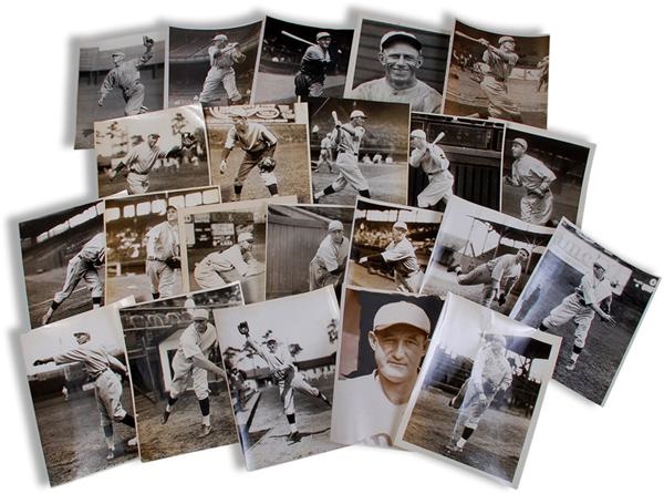 - 1916-1932 Boston Red Sox 8 x 10'' Player Photographs (21)