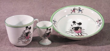 - 1930's Mickey Mouse Boxing Porcelain from South Africa