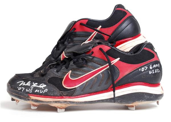 Boston Sports - 2007 Mike Lowell World Series Signed Game Worn Spikes