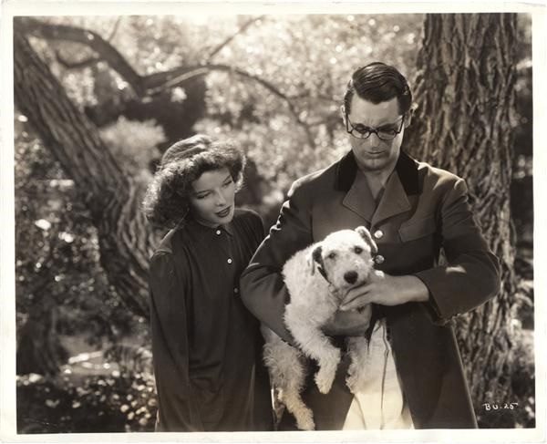 - BRINGING UP BABY : Cary Grant & Katherine Hepburn, 1938