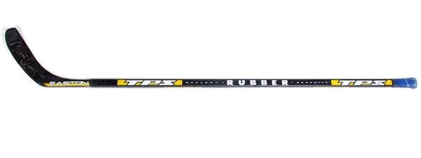 Hockey Equipment - Brett Hull Game Used & Signed Stick