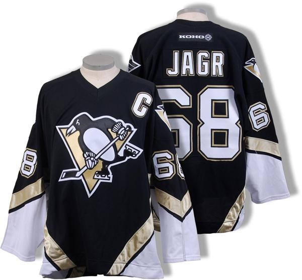 Hockey Equipment - 2000-01 Jaromir Jagr Pittsburgh Penguins Game Worn Jersey