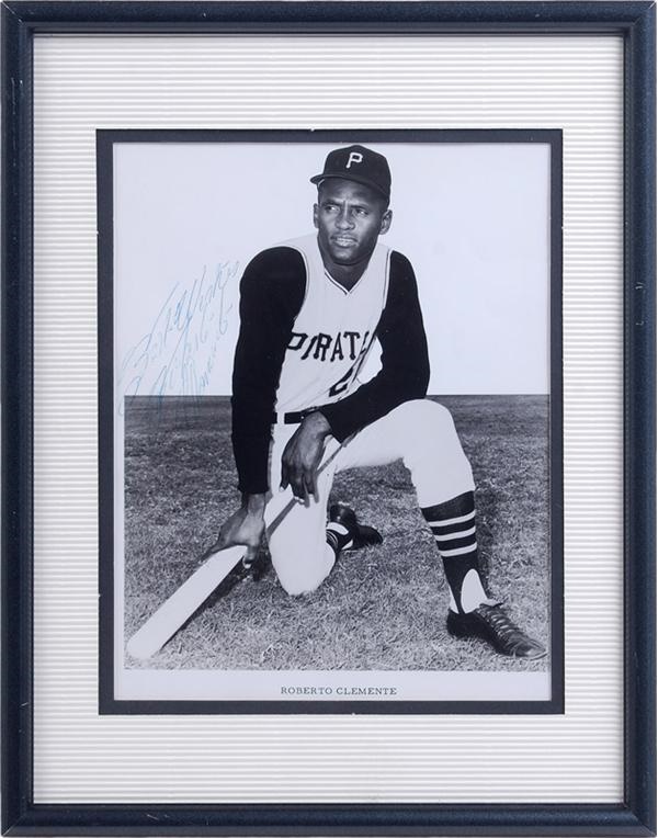 Clemente and Pittsburgh Pirates - Roberto Clemente Signed Photograph