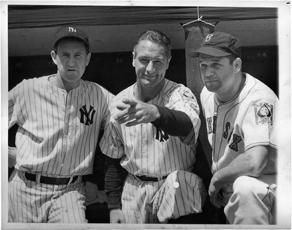 Babe Ruth and Lou Gehrig - LOU GEHRIG (1903-1941)<br>Three HOFers, 1939