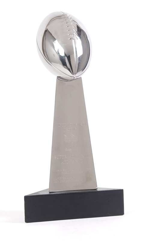- 2007-08 New York Giants Super Bowl XLII Trophy
