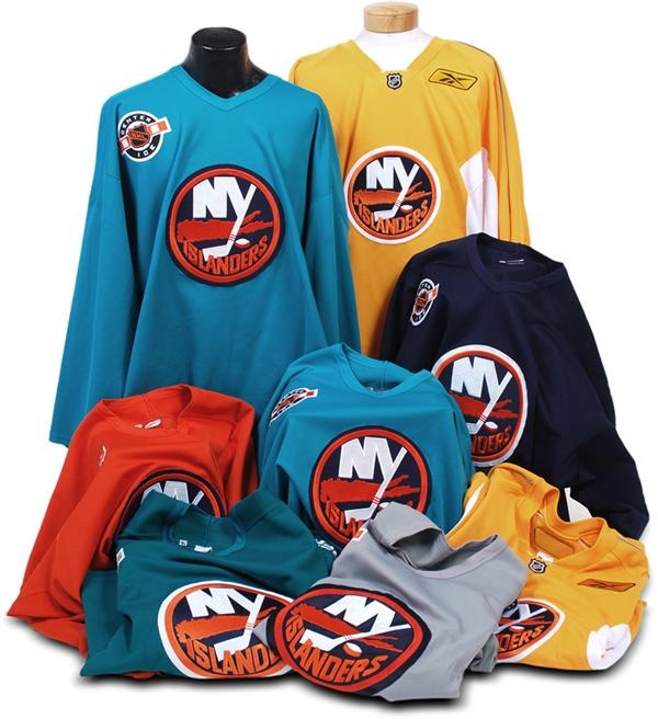 Hockey Equipment - Large New York Islanders Practice Worn Jersey Lot (15)