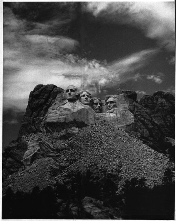 - MOUNT RUSHMORE
Hall of Presidents, 1956