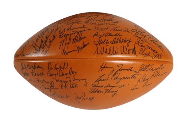 Mint 1963 Green Bay Packers Team Signed Football