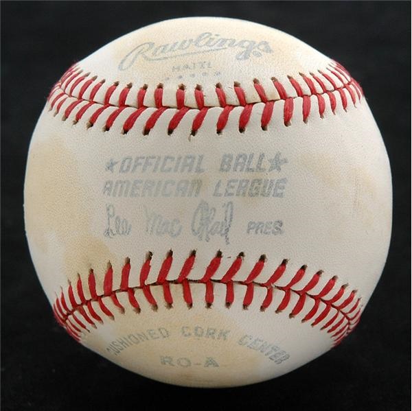 Baseball Autographs - Stan Coveleski Single Signed Baseball