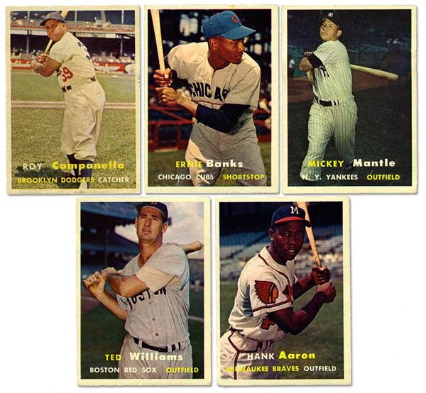 1957 Topps Baseball Card Shoebox Collection (208)