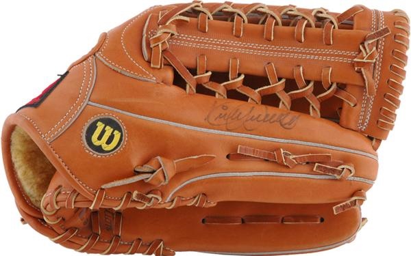 Baseball Equipment - Kirby Puckett Game Issued Signed Glove