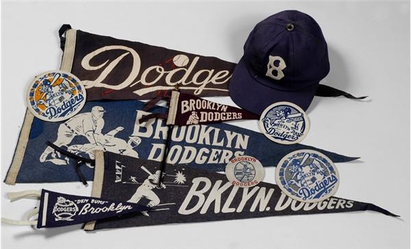 Brooklyn Dodgers Pennants and Patches Collection (10)
