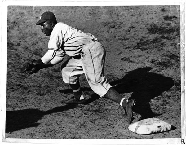 Jackie Robinson 1st Game Photos and More (4)