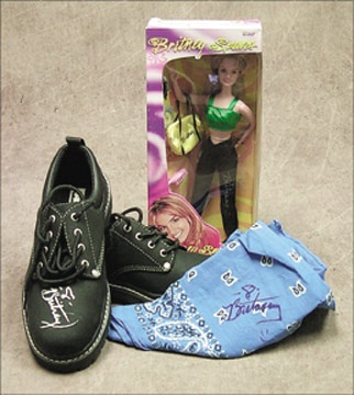 - Britney Spears Autograph Collection (3)