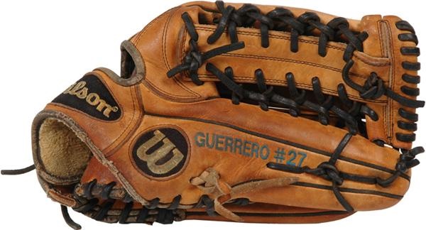 Baseball Equipment - Vladmir Guerrero Circa 2005 Game Used Glove