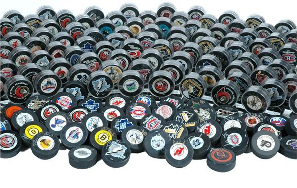Hockey Memorabilia - Huge Collection of Single Signed NHL Player Pucks (1,570)