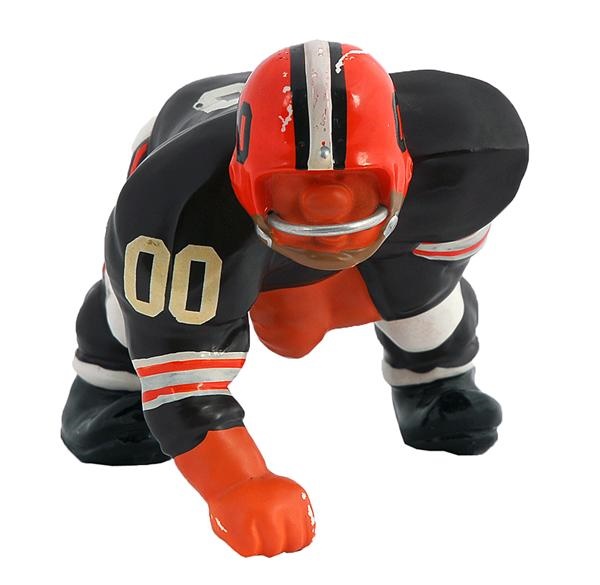 - 1961-1962 Kail Cleveland Browns Three Point Stance Figure