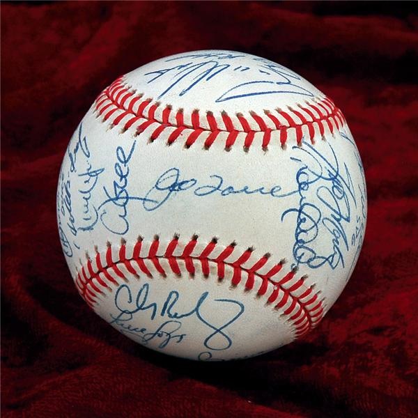 NY Yankees, Giants & Mets - 1999 New York Yankees World Series Team Signed Baseball