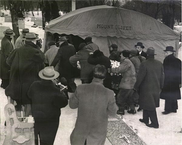 Al Capone’s Funeral (1947)