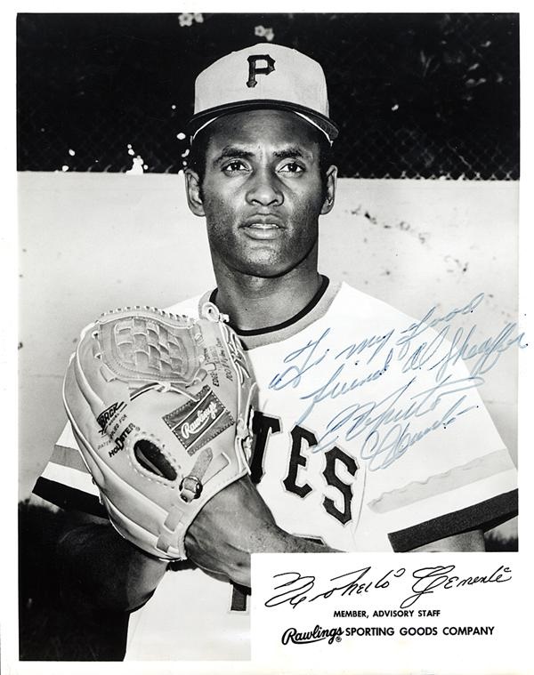 Clemente and Pittsburgh Pirates - Circa 1972 Roberto Clemente Signed Photograph
