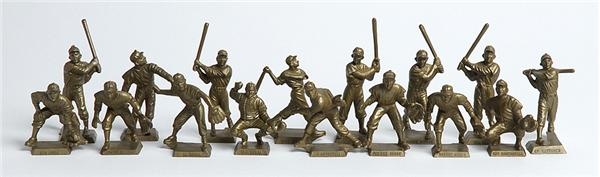 The Mike Brown Collection - 1956 Big League Stars Statues (16)