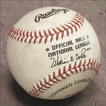 - 1992 Andre Dawson Home Run Baseball