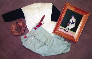 Equipment - Nellie Fox Game Worn Collection