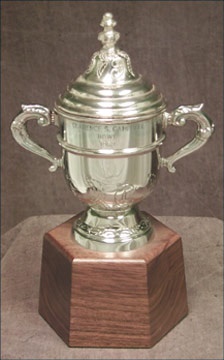 Peter Pocklington's 1987-88 Edmonton Oilers Clarence Campbell Bowl Championship Trophy (11")