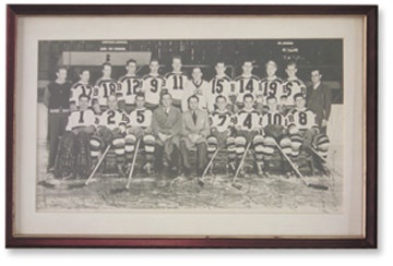 1938-39 Boston Bruins Championship Team Signed Framed Photograph from Eddie Shore's Office (10x16")
