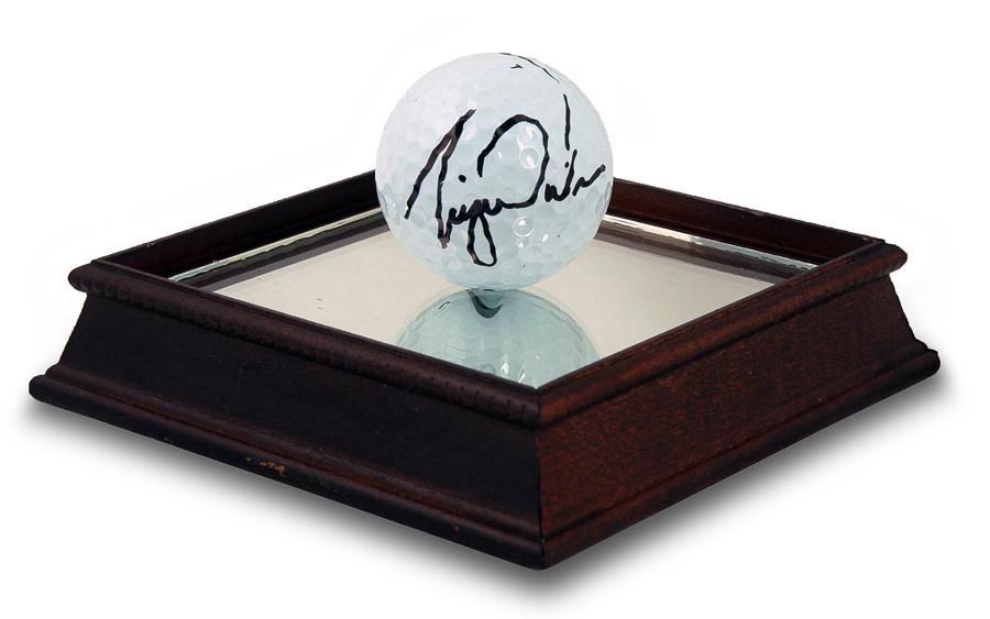 - Tiger Woods Signed Nike Golf Ball
