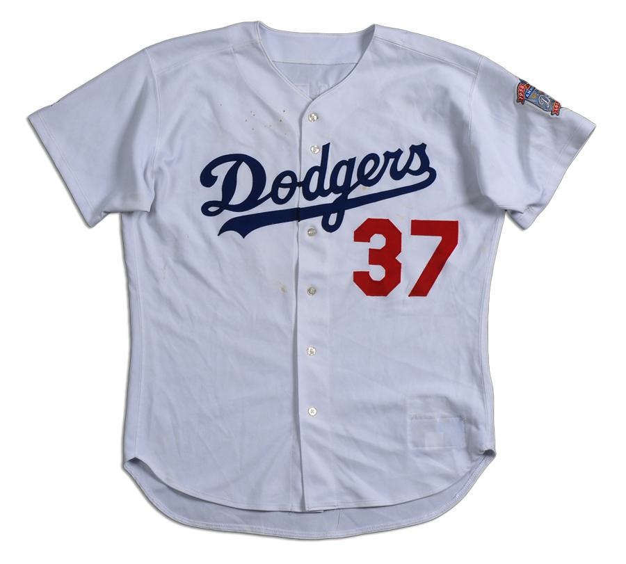- 1998 Darren Dreifort Los Angeles Dodgers Game Worn Jersey