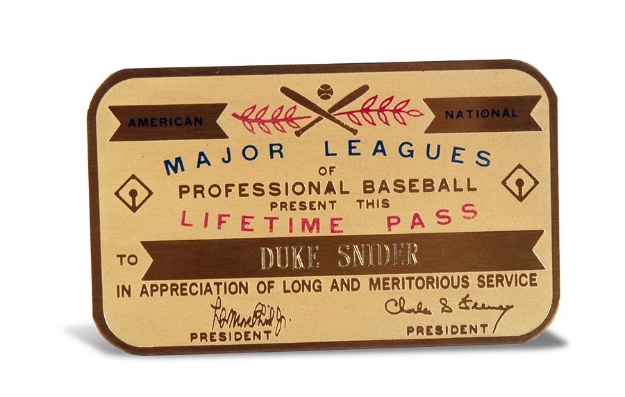 Baseball Memorabilia - Duke Snider Major League Lifetime Pass